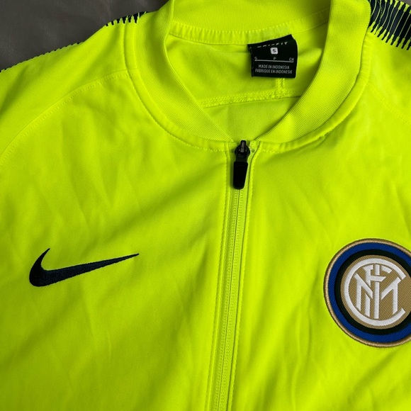 Inter Milan Track Jacket Medium OFFICAL - Picture 2 of 5